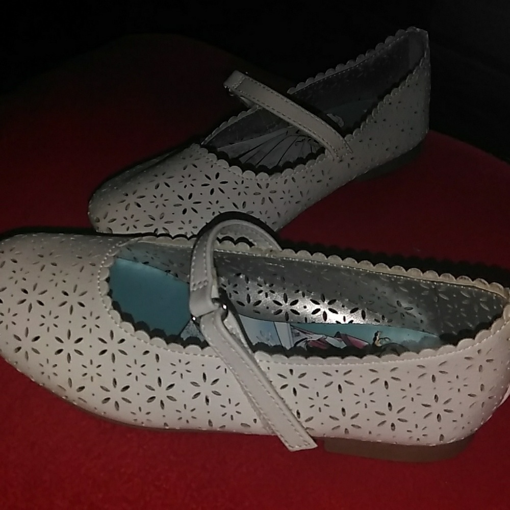Kids flats size 10 1/2